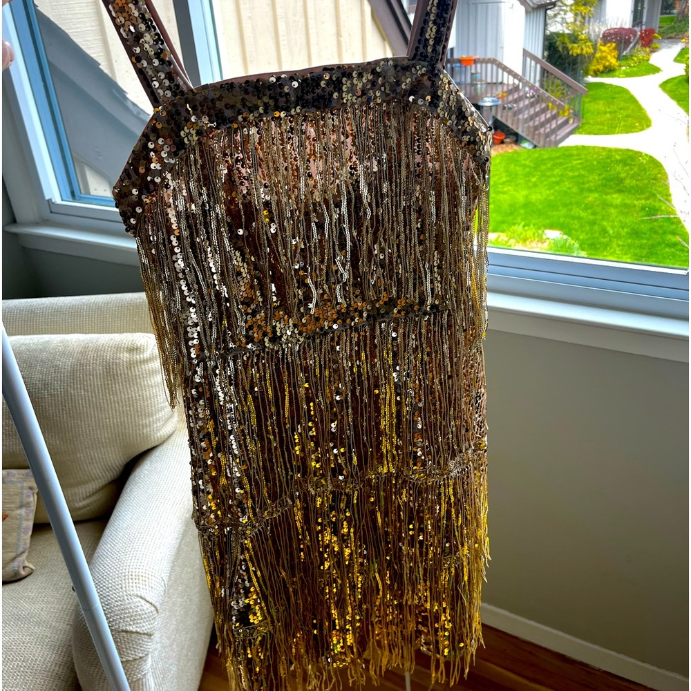 Dress theme party